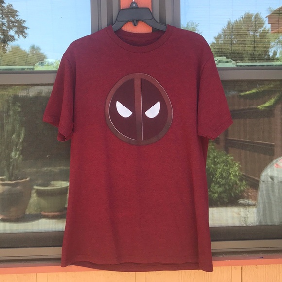 Marvel Other - **DEADPOOL SHIRT**